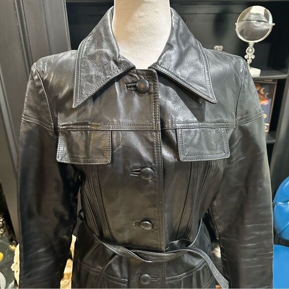 Berry’s on Main Columbia SC Boutique Vintage Leather Trench Coat - Picture 2 of 14